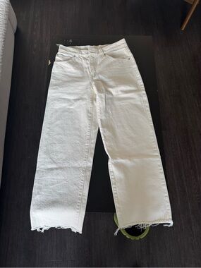 Women’s White High-Rise Straight Jeans